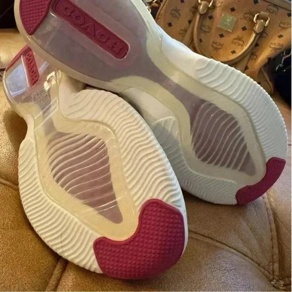 Coach City Sole Runner G4972 Size US 5.5B, EUA 36 Color Hyacinth Pink NEW - Picture 6 of 9